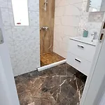 Diamond Luxus 28 *